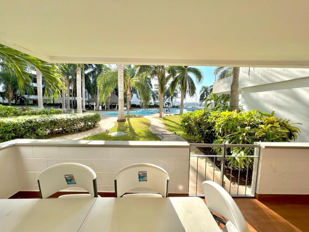 Costa Veleros Marina 101 Apartamento